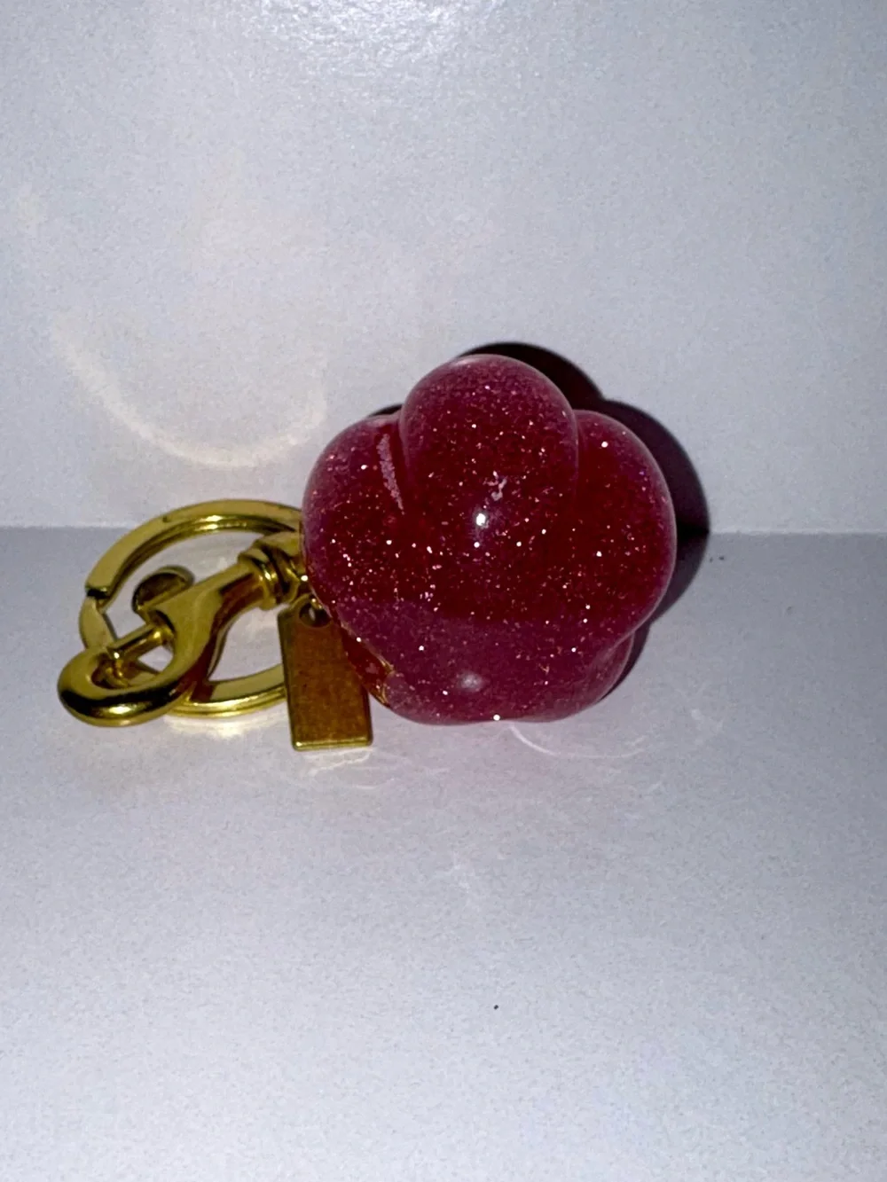 Sparkling “Pinkies Up!” Pumpkin Bag Charm Keychain